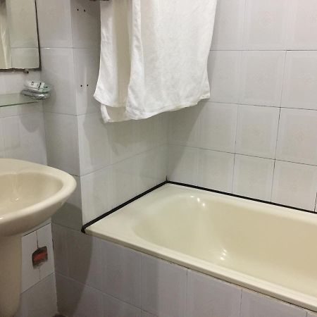 Hanh Phuc Hotel Ciudad Ho Chi Minh  Exterior foto